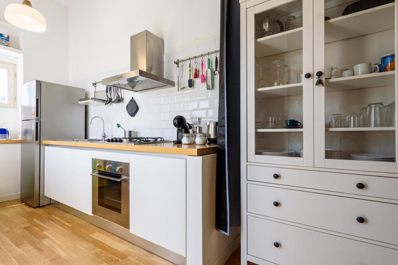 Casa Rega Apartment Napoli Bagian luar foto