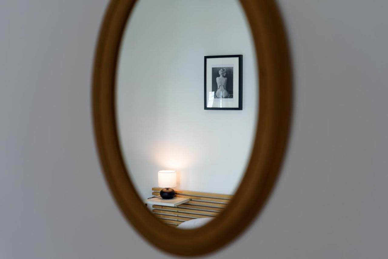 Casa Rega Apartment Napoli Bagian luar foto
