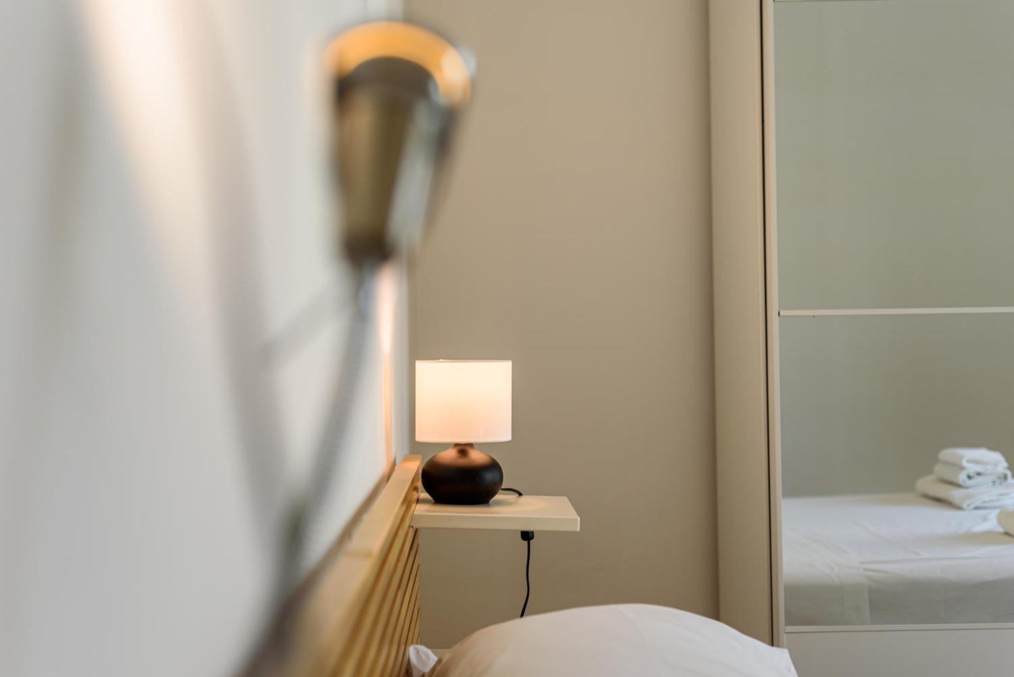 Casa Rega Apartment Napoli Bagian luar foto