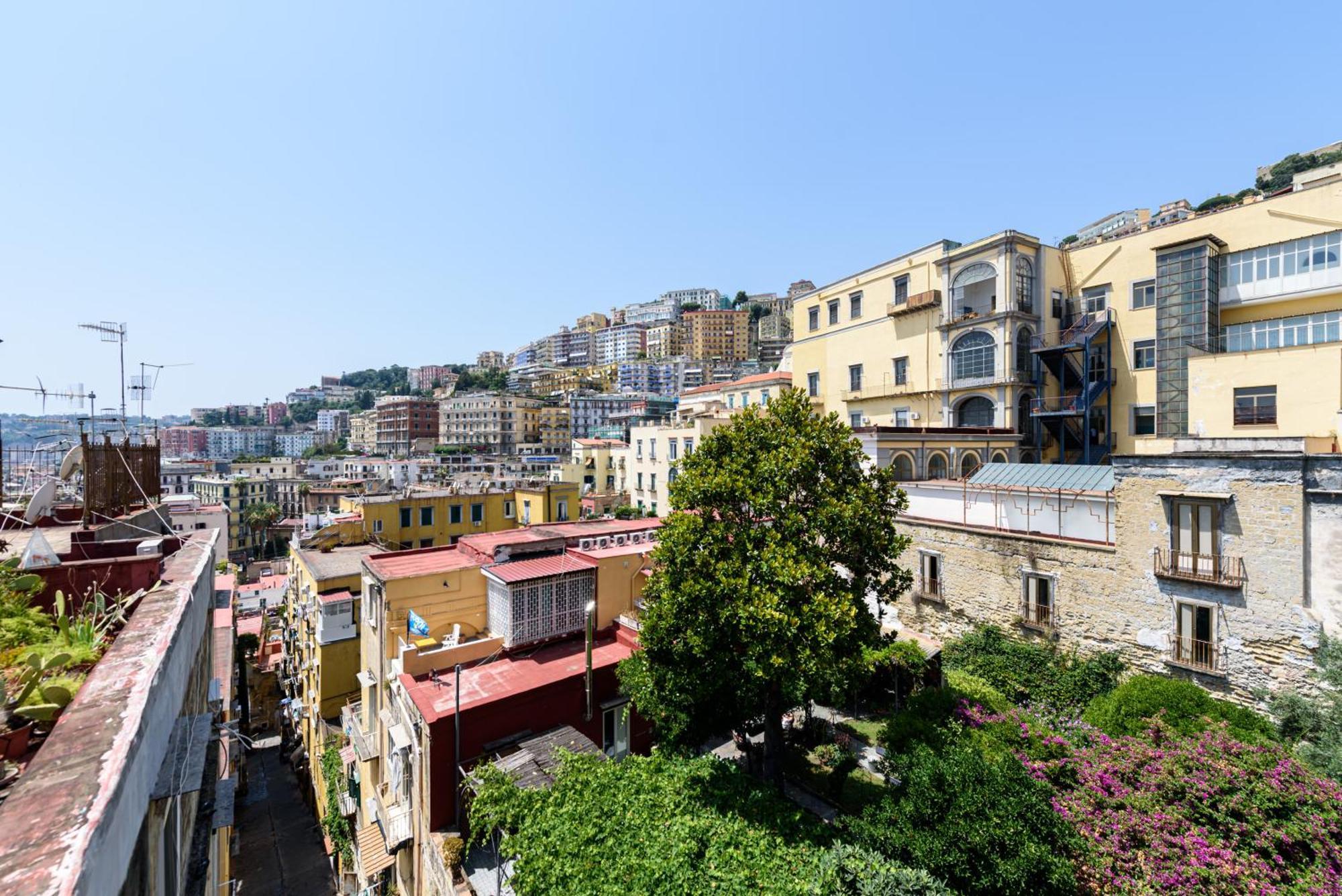 Casa Rega Apartment Napoli Bagian luar foto